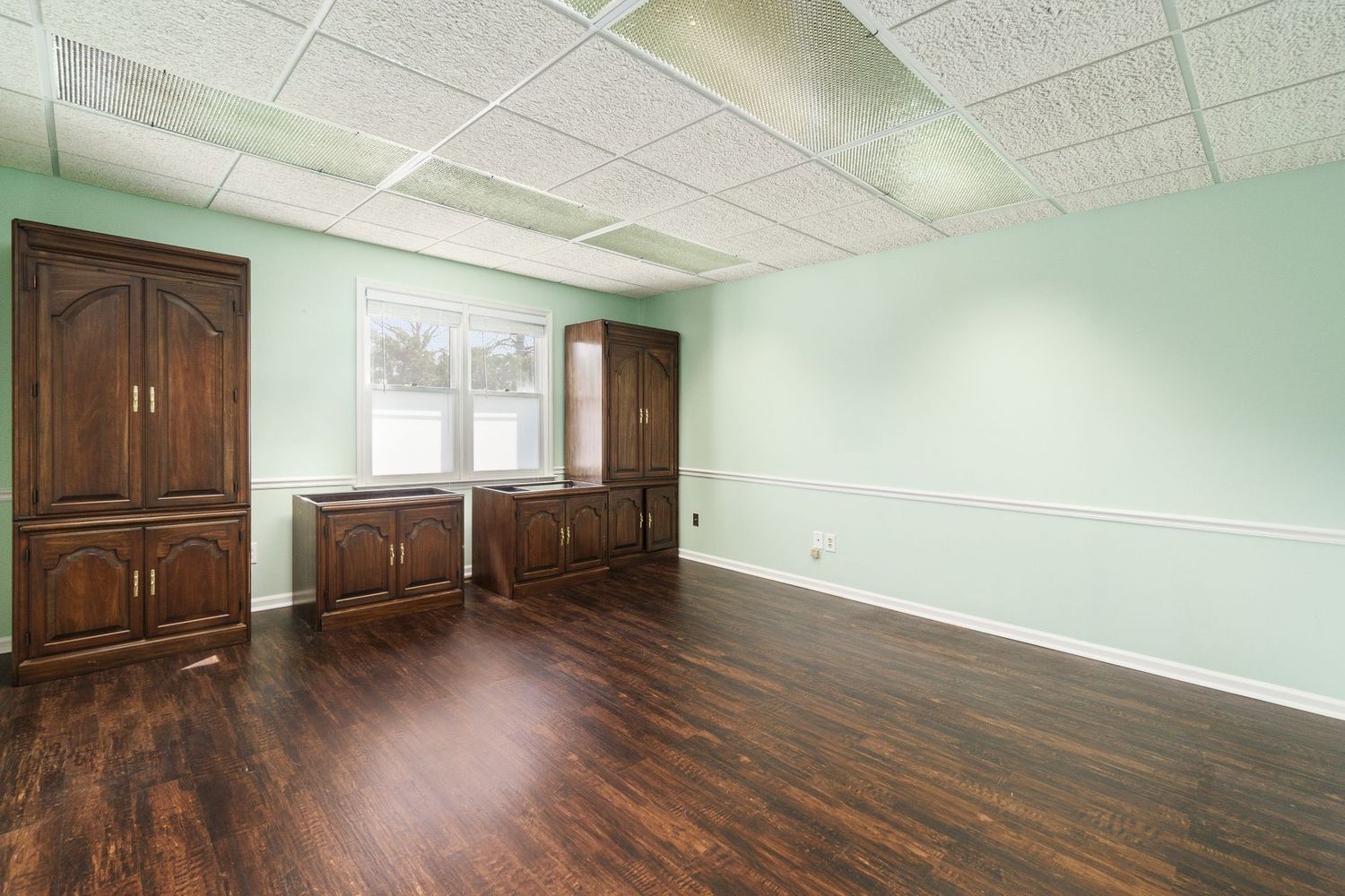 261 W Johnstown Rd, Gahanna, OH 43230